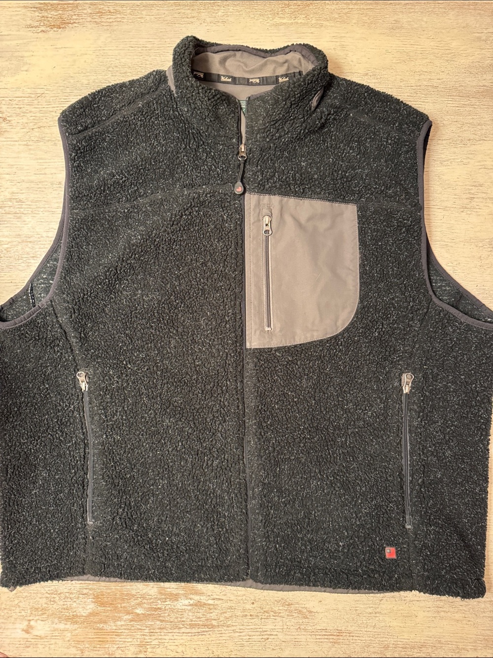 EUC Men's Woolrich Marled Black Fleece Vest with Chest Pocket Size XXL